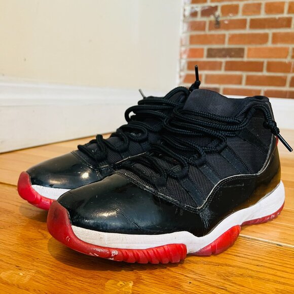 Size 11- Air Jordan 11 Retro 'Bred' (378038-061) 2019 969 - Picture 5 of 16